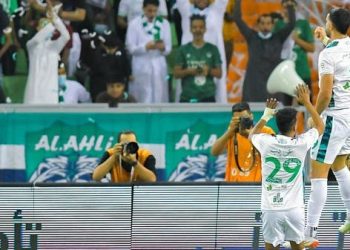 قبل الهلال.. أهلي جدة يحقق فوزاً ثميناً أمام الطائي