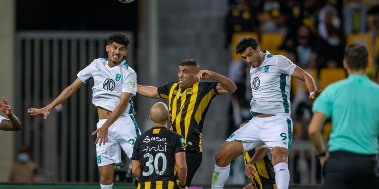 قلعة الكؤوس ضحية العلاقات والمجاملات