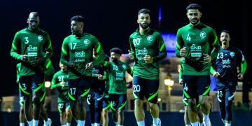 الأخضر يركز على الاستحواذ