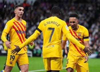 برشلونة يضرب الريال برباعية بالكلاسيكو