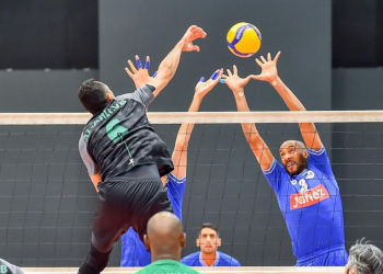 نخبة الطائرة سيطرة للأباتشي