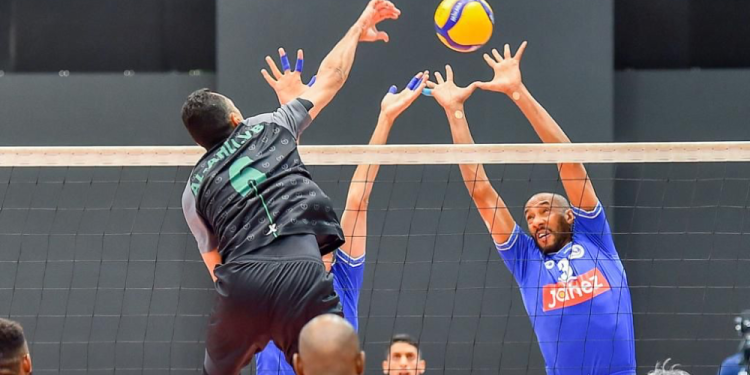 نخبة الطائرة سيطرة للأباتشي