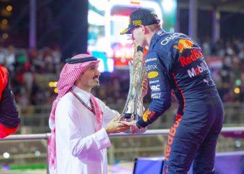 Formula 1 .. هولندي ينتزع جائزة السعودية