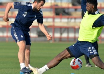 كارتيرون يقسم الاتفاق