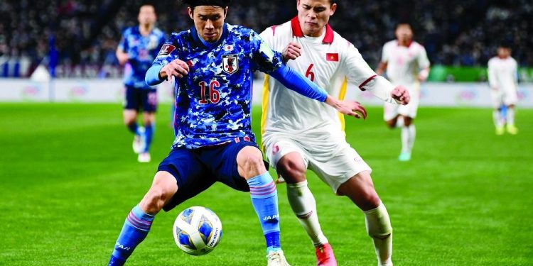 فيتنام يوقف انتصارات الساموراي