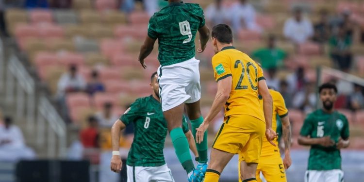 الصقور ينهون هيمنة 25 عاما للكنجر