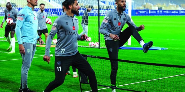 الهلال ينتعش بالدوليين