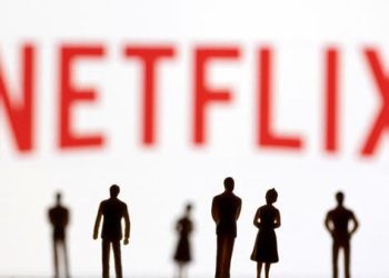 خبر سيئ لمشتركي "نتفليكس".. احذروا مشاركة كلمة السر!