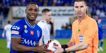 دياز وإيغالو يحققان نجومية مارس.. وغروهي أفضل حارس