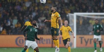المنتخب السعودي يلاحق فوزه الأول على أستراليا في التصفيات 