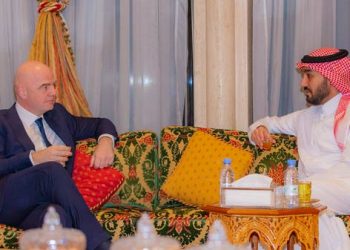 عبدالعزيز الفيصل يستقبل إنفانتينو