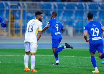 الهلال يوقف انتصارات اتحاد جدة