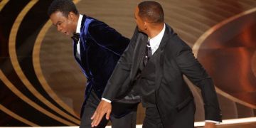 عدد ضخم تابع حفل الأوسكار.. وصفعة ويل سميث حديث العالم