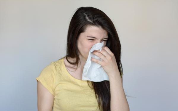 العدوى المشتركة لكورونا والإنفلونزا ترتبط بأمراض خطيرة والوفاة