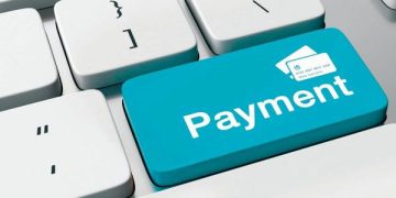 الجائحة «كلمة سر» تحول 70 % من السعوديين للمدفوعات الرقمية