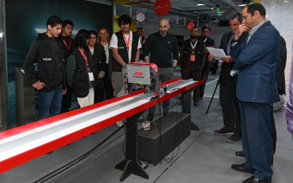 18 مشارك يمثلّون المملكة  ضمن الفورمولا 1 بالمدارس في لندن