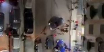 فيديو مرعب.. لمطاردة مثيرة بين لص ومصريين في الجيزة