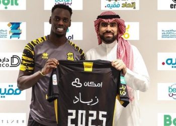 الاتحاد يمدد عقد الصحفي ويعلن عن ودياته في "التوقف"