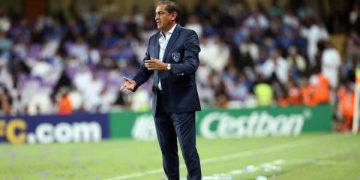 أمام الشباب.. دياز يبحث عن ثاني أفضل "فوز متتالٍ" بمسيرته