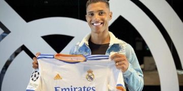 البرازيلي فينيسيوس توبياس ينضم إلى ريال مدريد