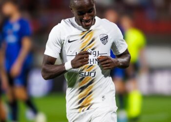 هل زرع بنزيما بذور أزمته الجديدة؟