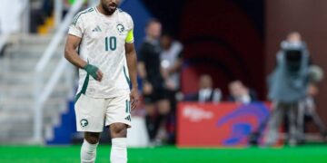 من يعيد هوية الأخضر؟