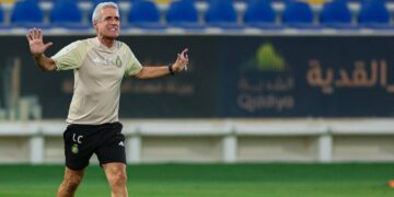 4 عوامل تطيح بكاسترو النصر