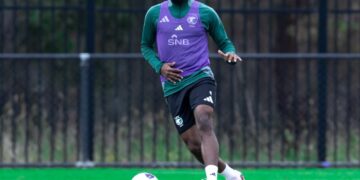 5 أسلحة لتحقيق أحلام رينارد والأخضر