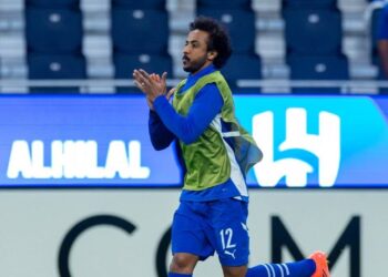 الشهراني يضع الهلال في حيرة