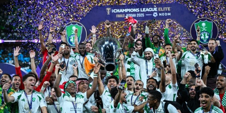 تتويج نخبوي وحضور مميز