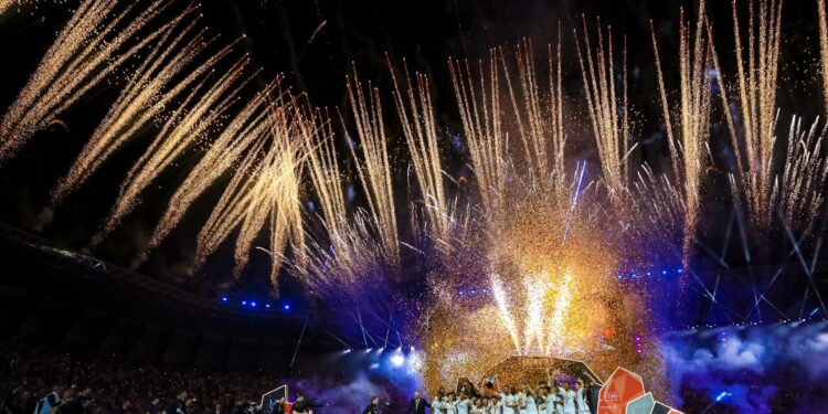 التسويق الرياضي وأثره في تطوير الرياضة بالمملكة العربية السعودية