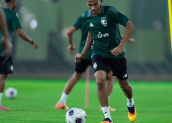 الأخضر يتسلح بالخبرة وحيوية الشباب