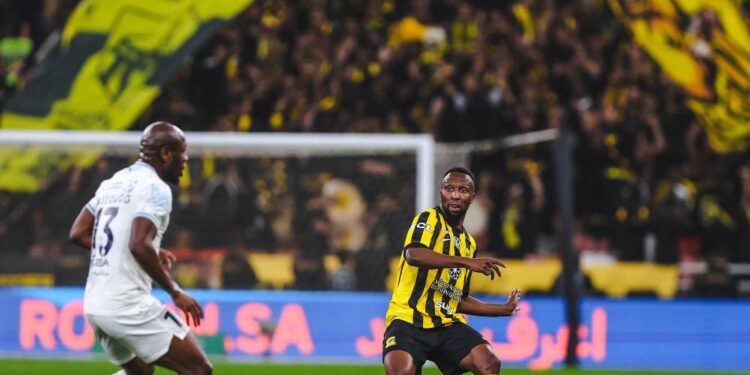 التوقيت الخاطيء يغيب الجماهيري