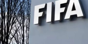 فيفا تعلن اعتماد لوائح جديدة لانتقالات اللاعبين